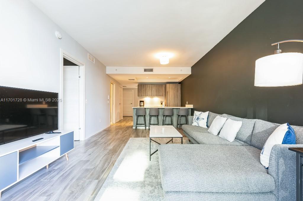 801 S Miami Ave #3607, Miami FL 33130