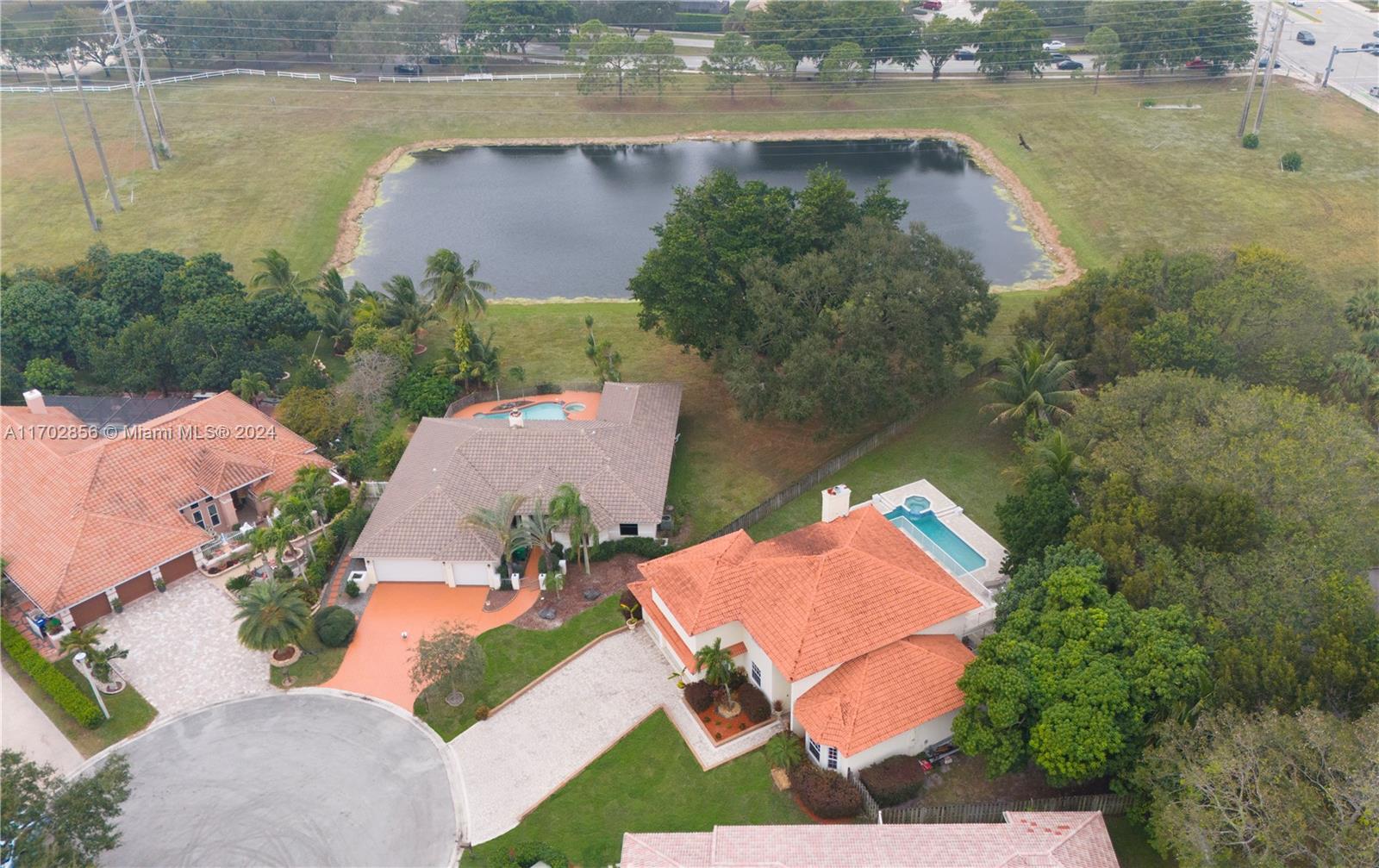 6777 NW 44th Ct, Coral Springs, Florida image 4