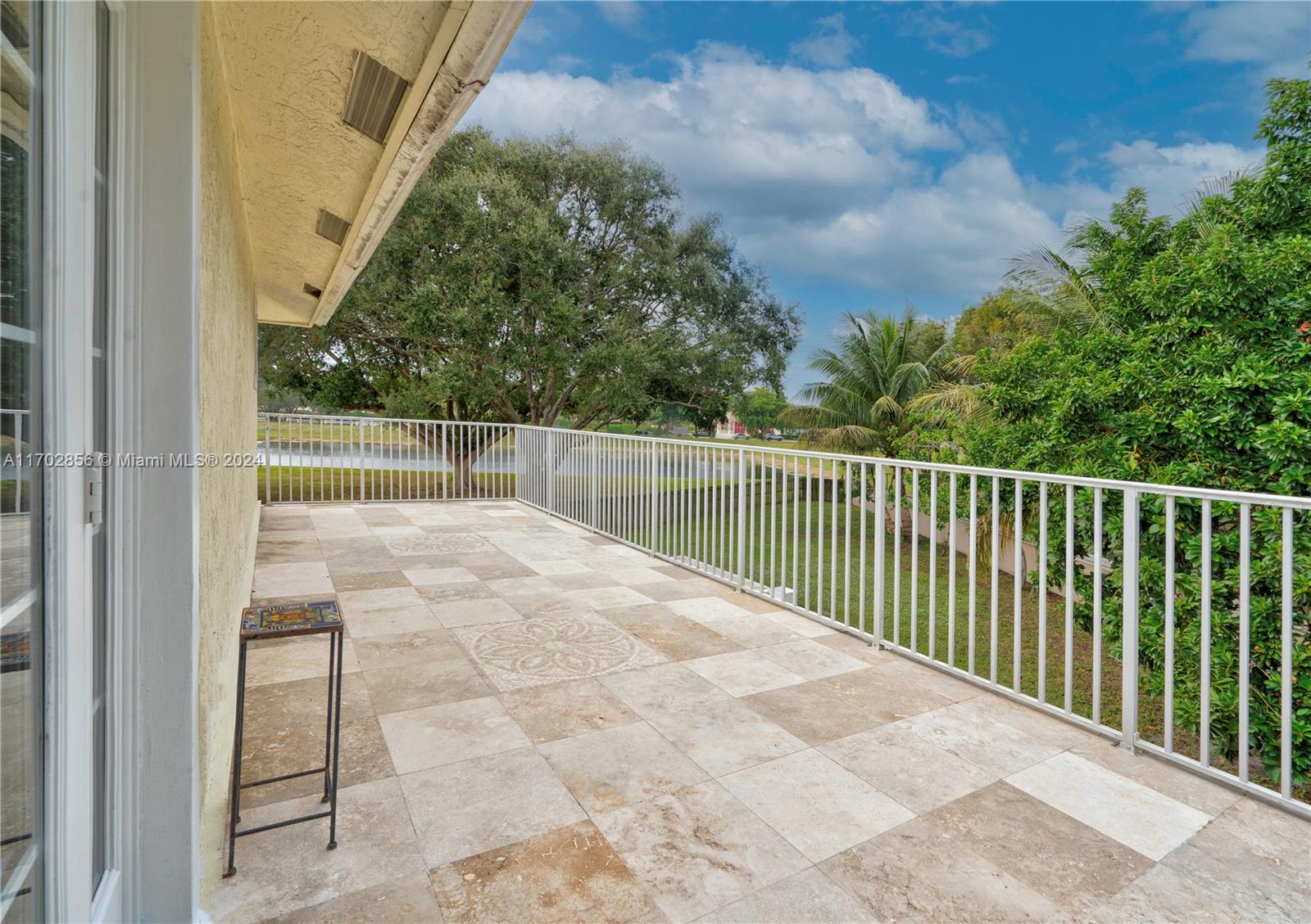 6777 NW 44th Ct, Coral Springs, Florida image 8