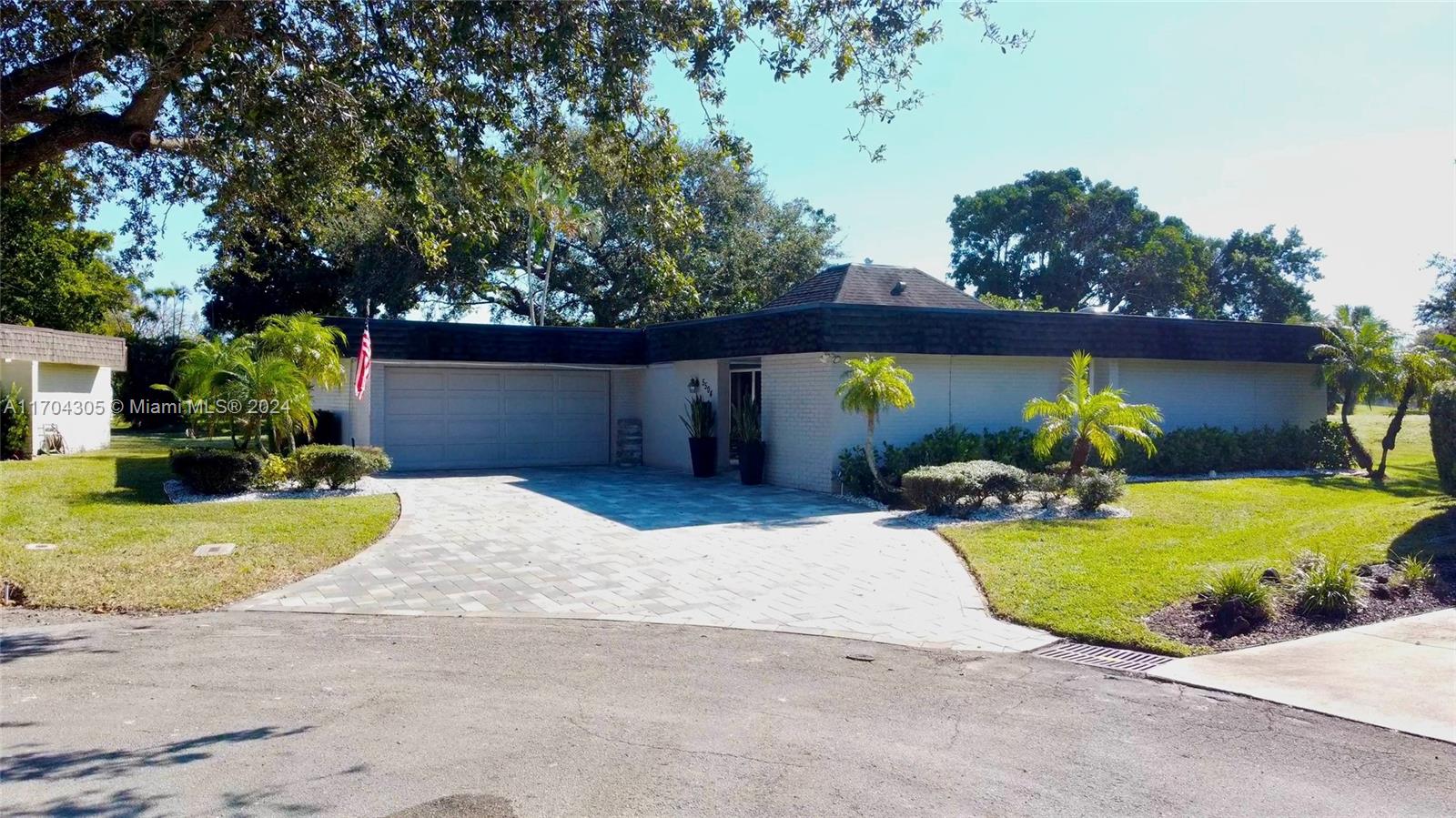 5504 Red Oak Cir, Tamarac, Florida image 1