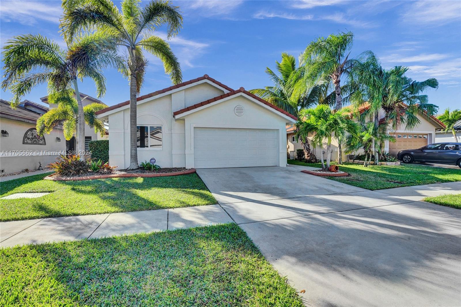 17650 SW 4th Ct, Pembroke Pines, Florida image 1