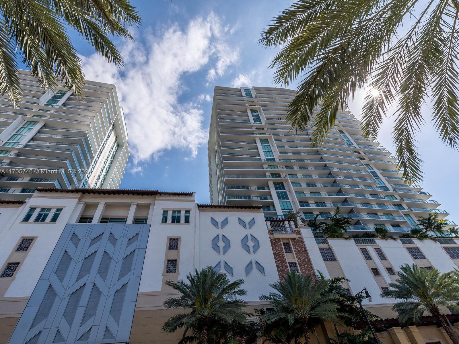Condo for Sale in Sunny Isles Beach, FL