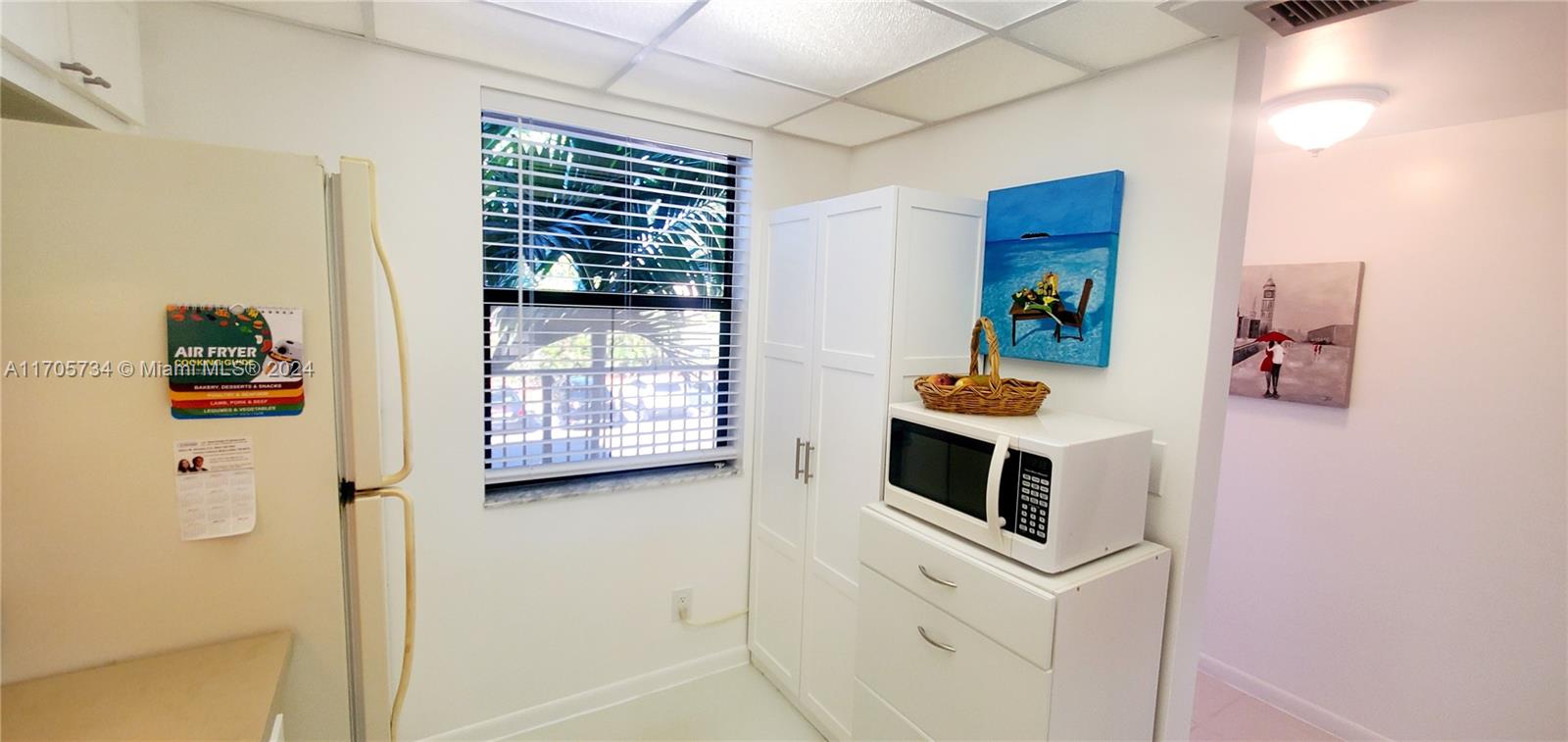 10304 Sunrise Lakes Blvd #211, Sunrise, Florida image 1