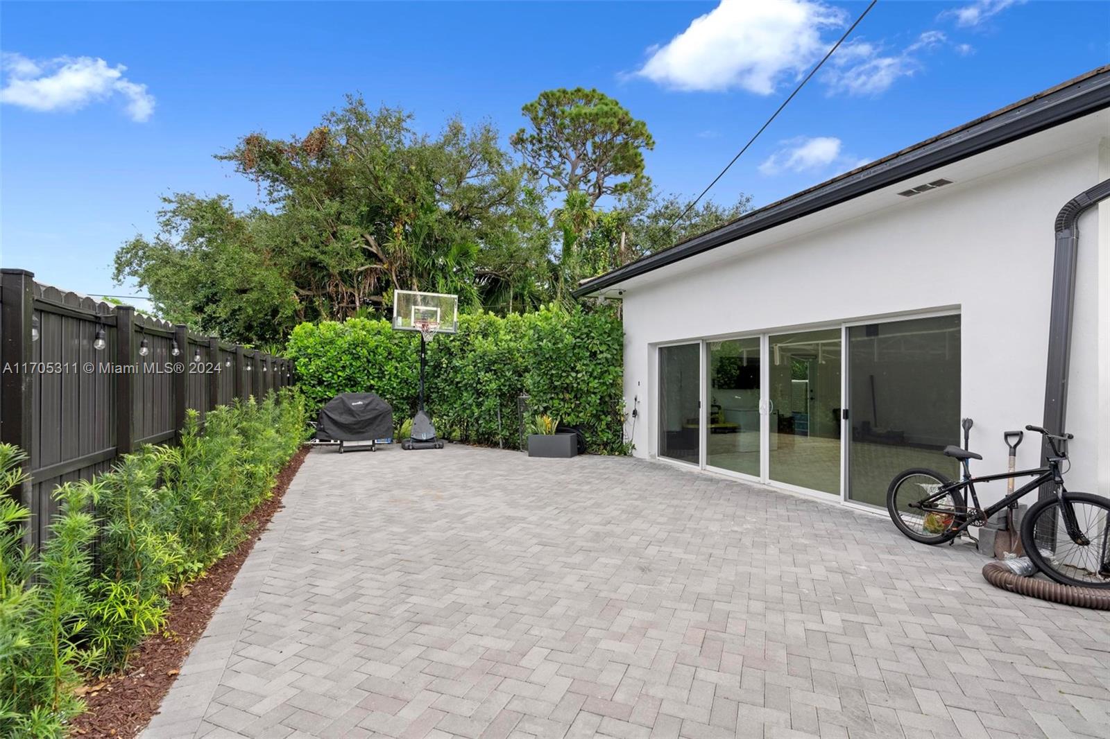 10601 NE 2nd Ave, Miami Shores, Florida image 29