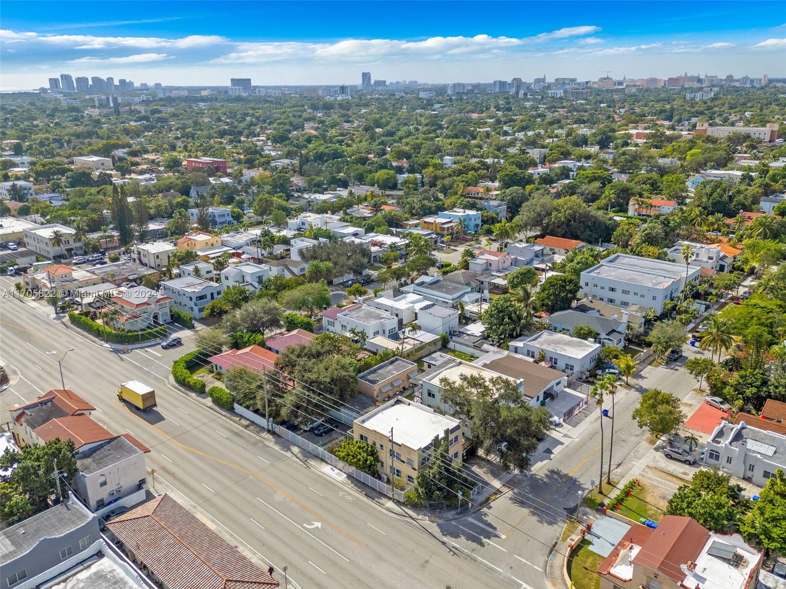 1700 SW 10th St, Miami, Florida image 8