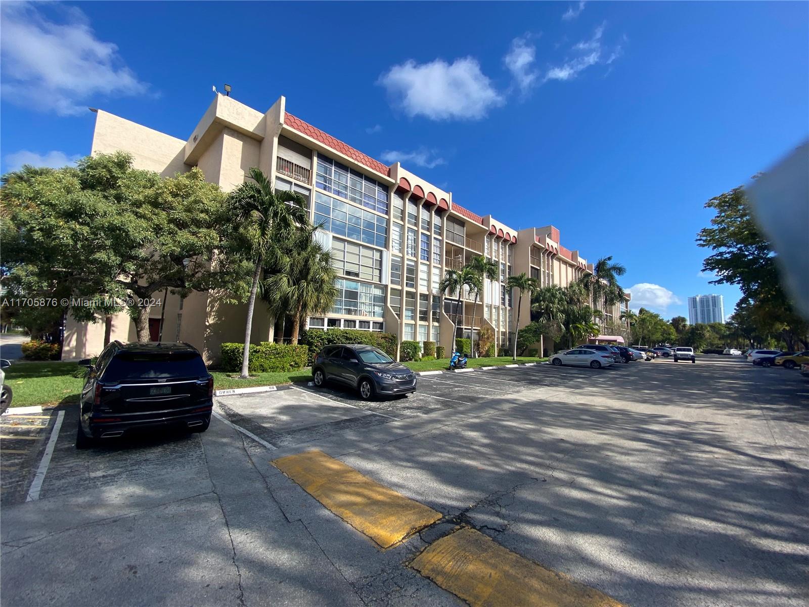 2101 Atlantic Shores Blvd #108, Hallandale Beach, Florida image 38