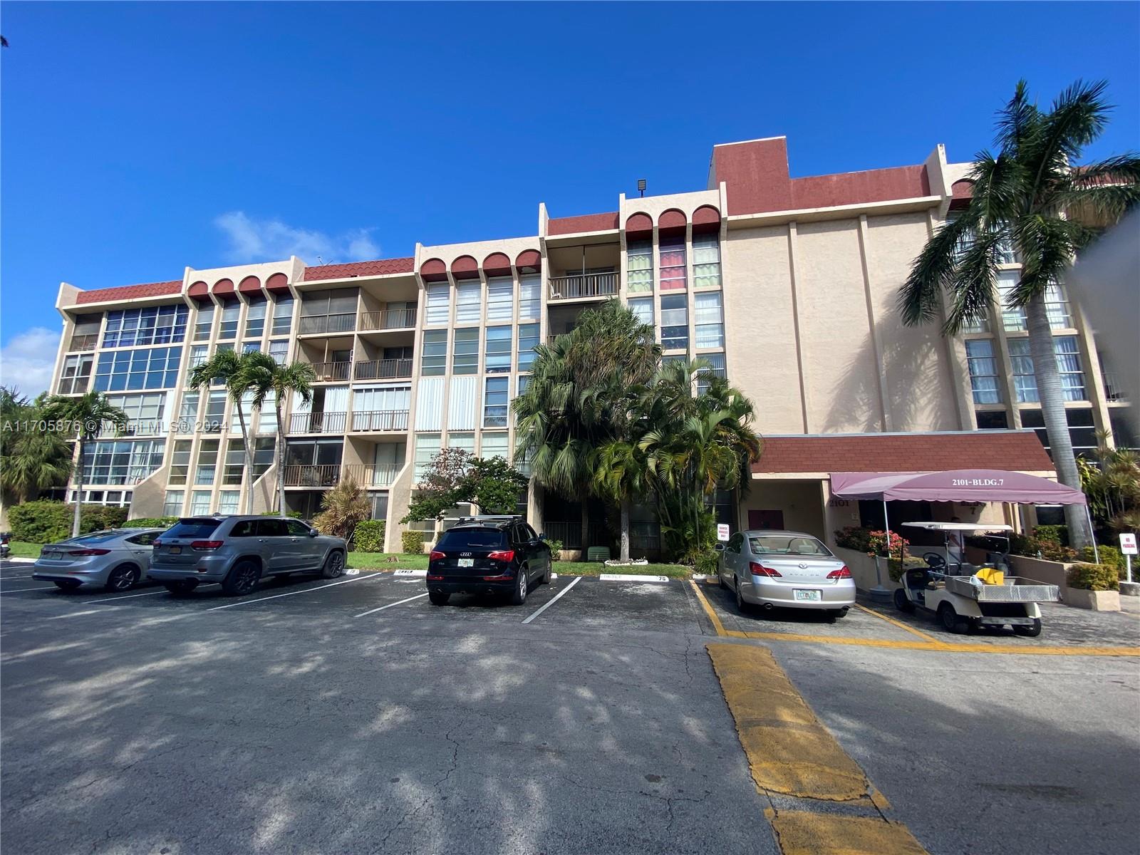 2101 Atlantic Shores Blvd #108, Hallandale Beach, Florida image 39