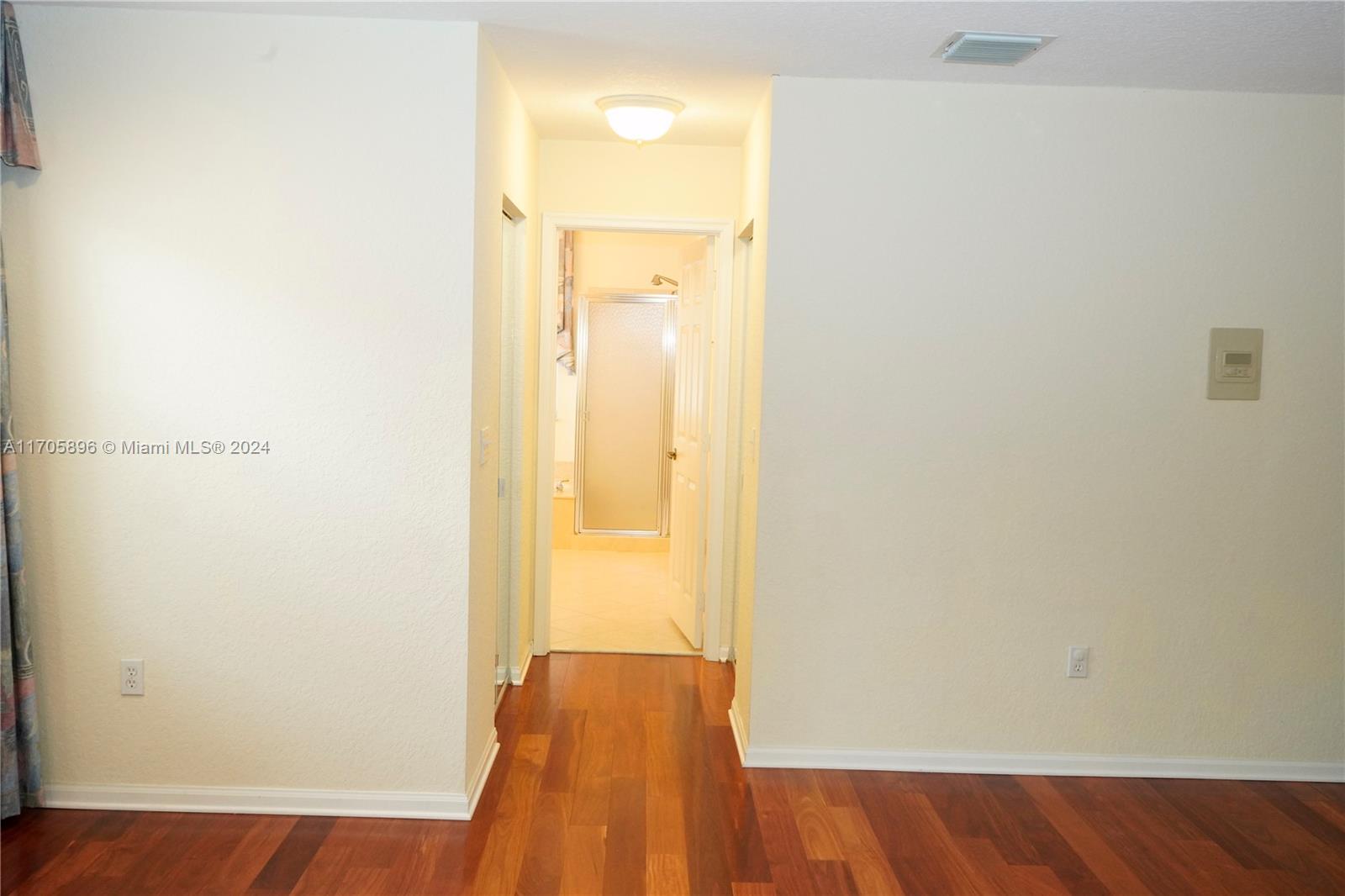 Listing Photo 24