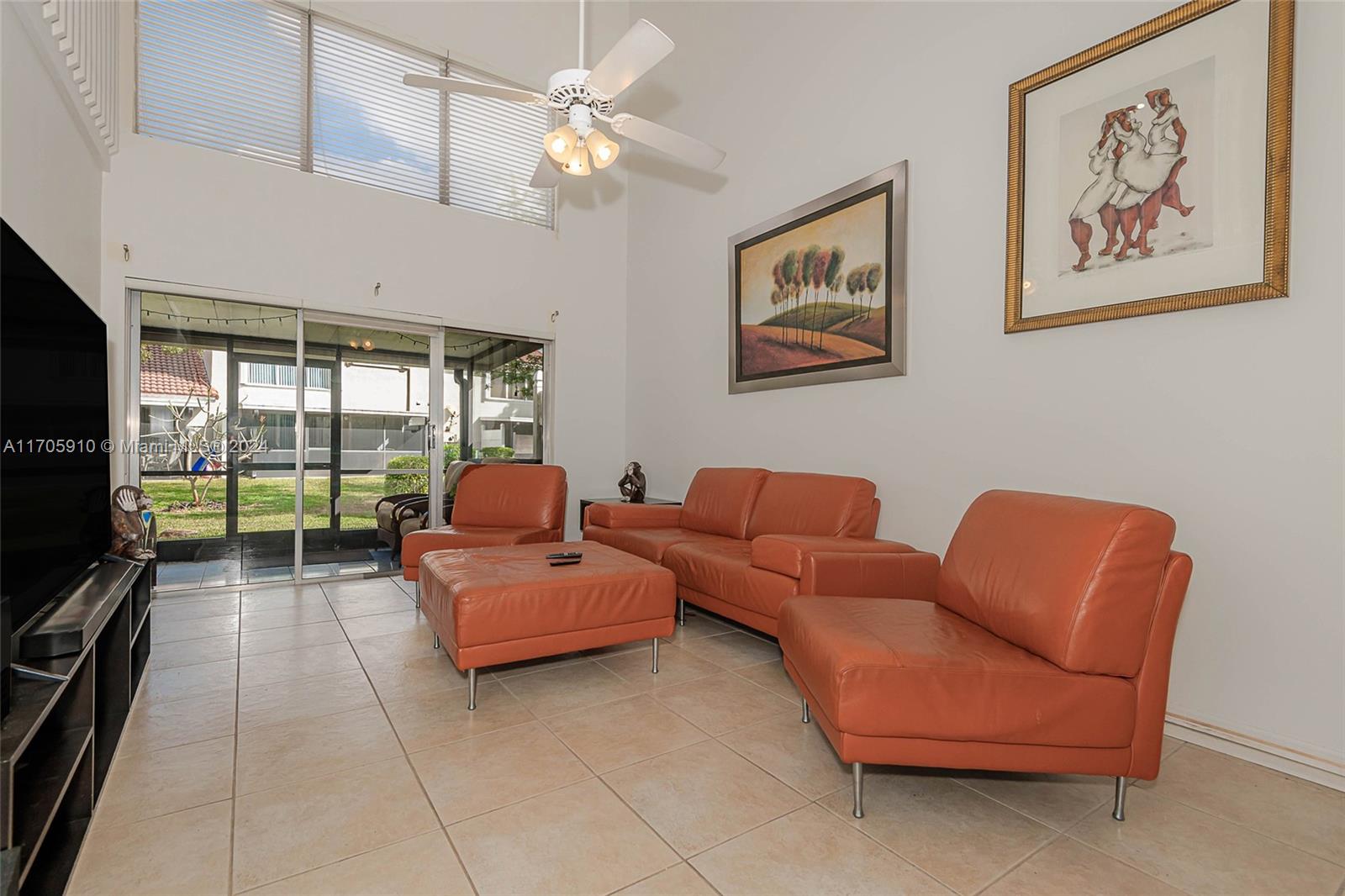 7602 S Pinewalk Dr S #154, Margate, Florida image 4