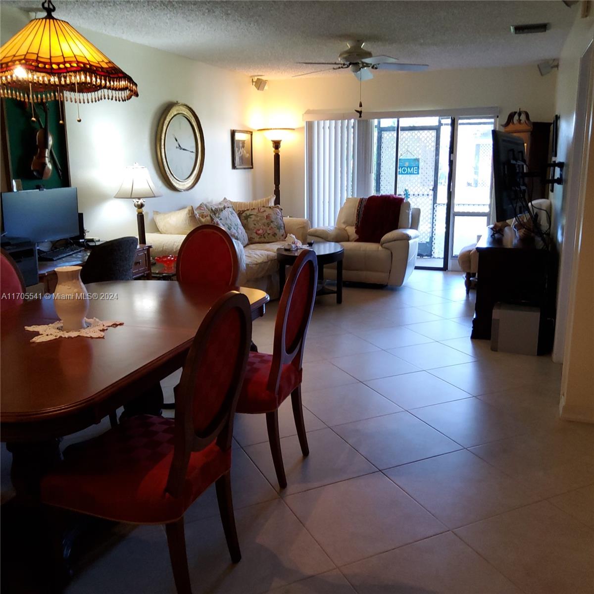 450 Lakeview Dr #2, Weston, Florida image 5