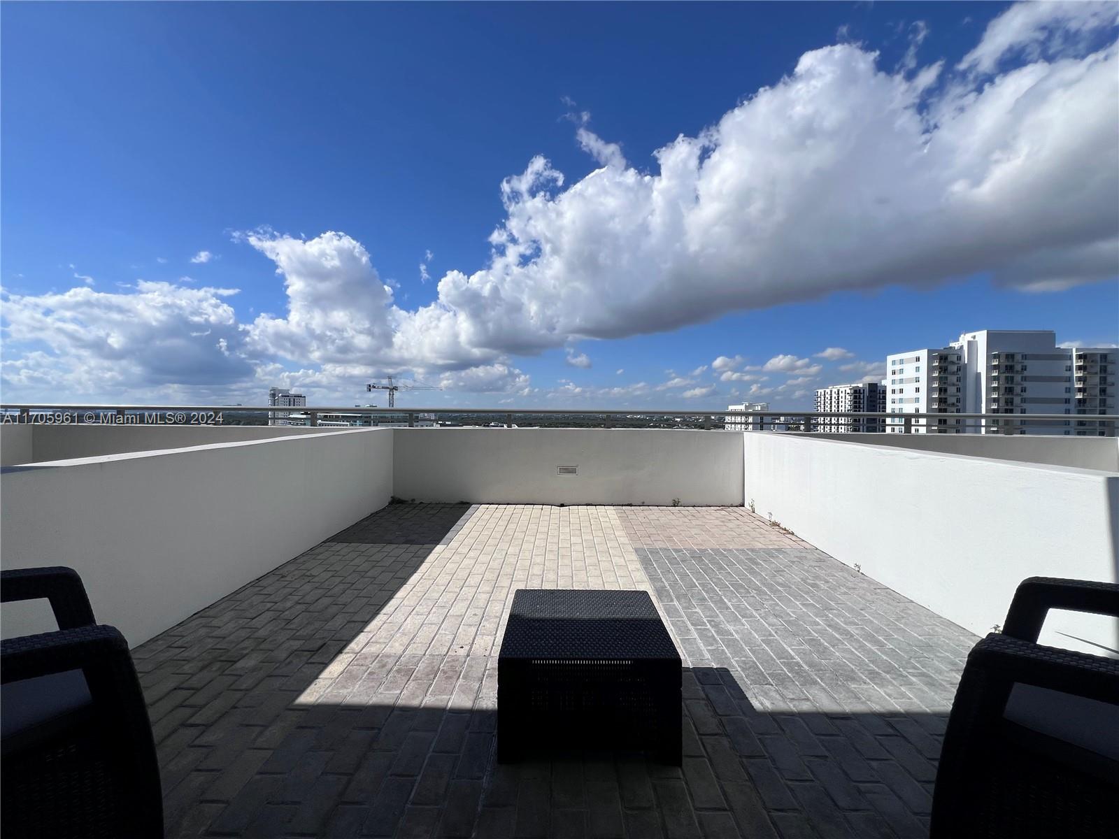 60 SW 13th St #1109, Miami FL 33130