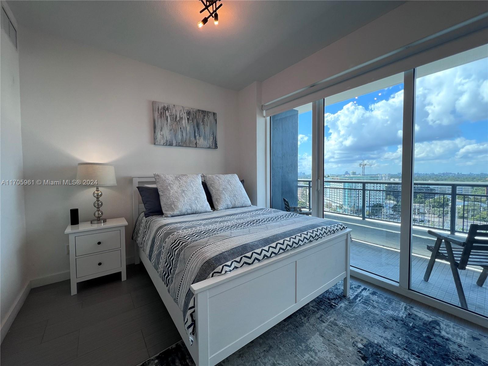 60 SW 13th St #1109, Miami FL 33130