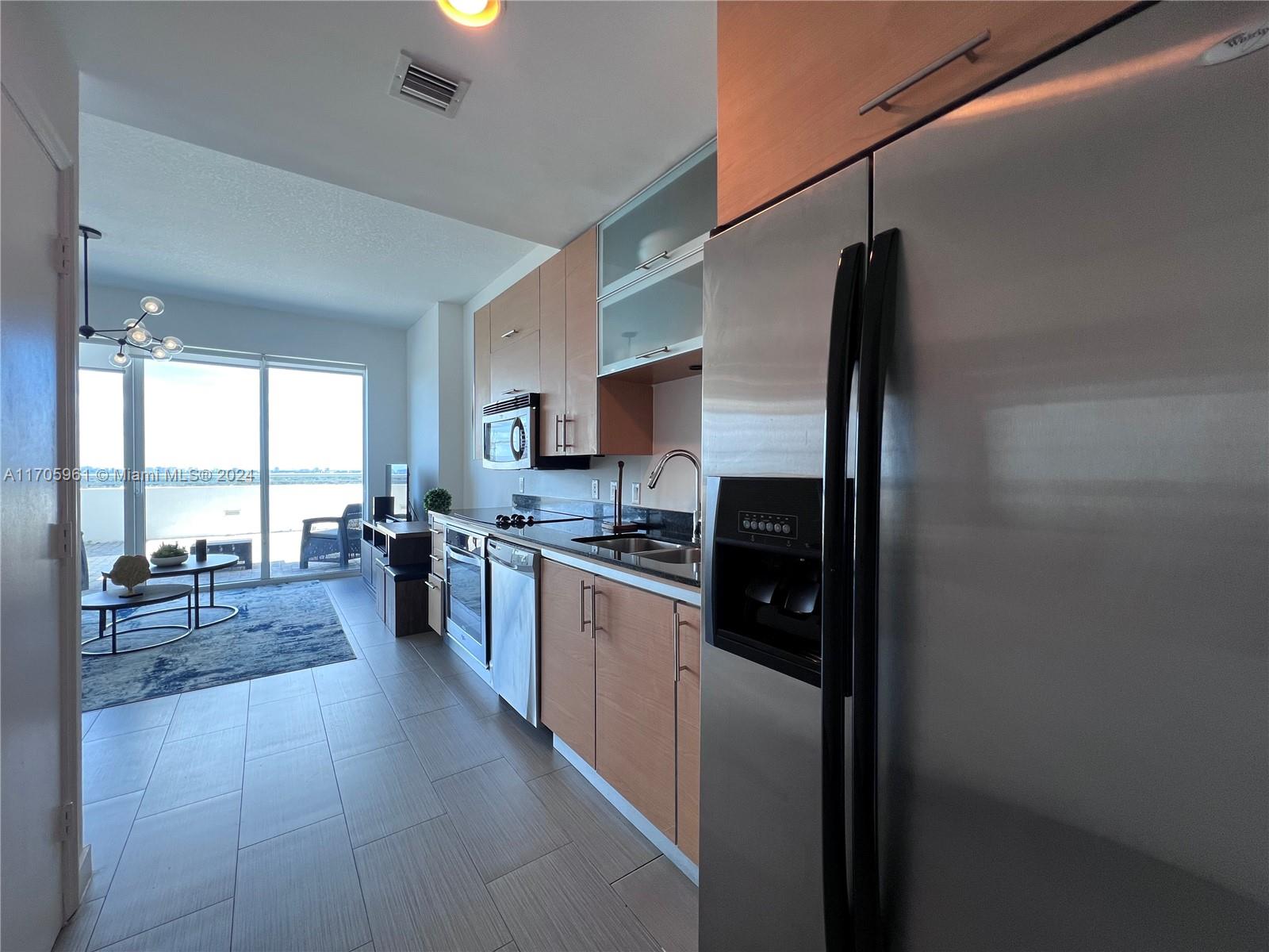 60 SW 13th St #1109, Miami FL 33130