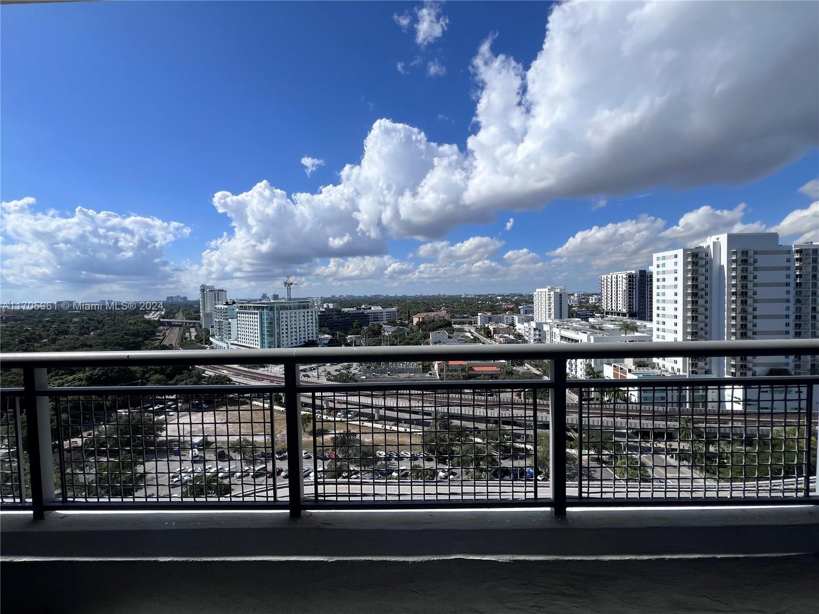 60 SW 13th St #1109, Miami FL 33130