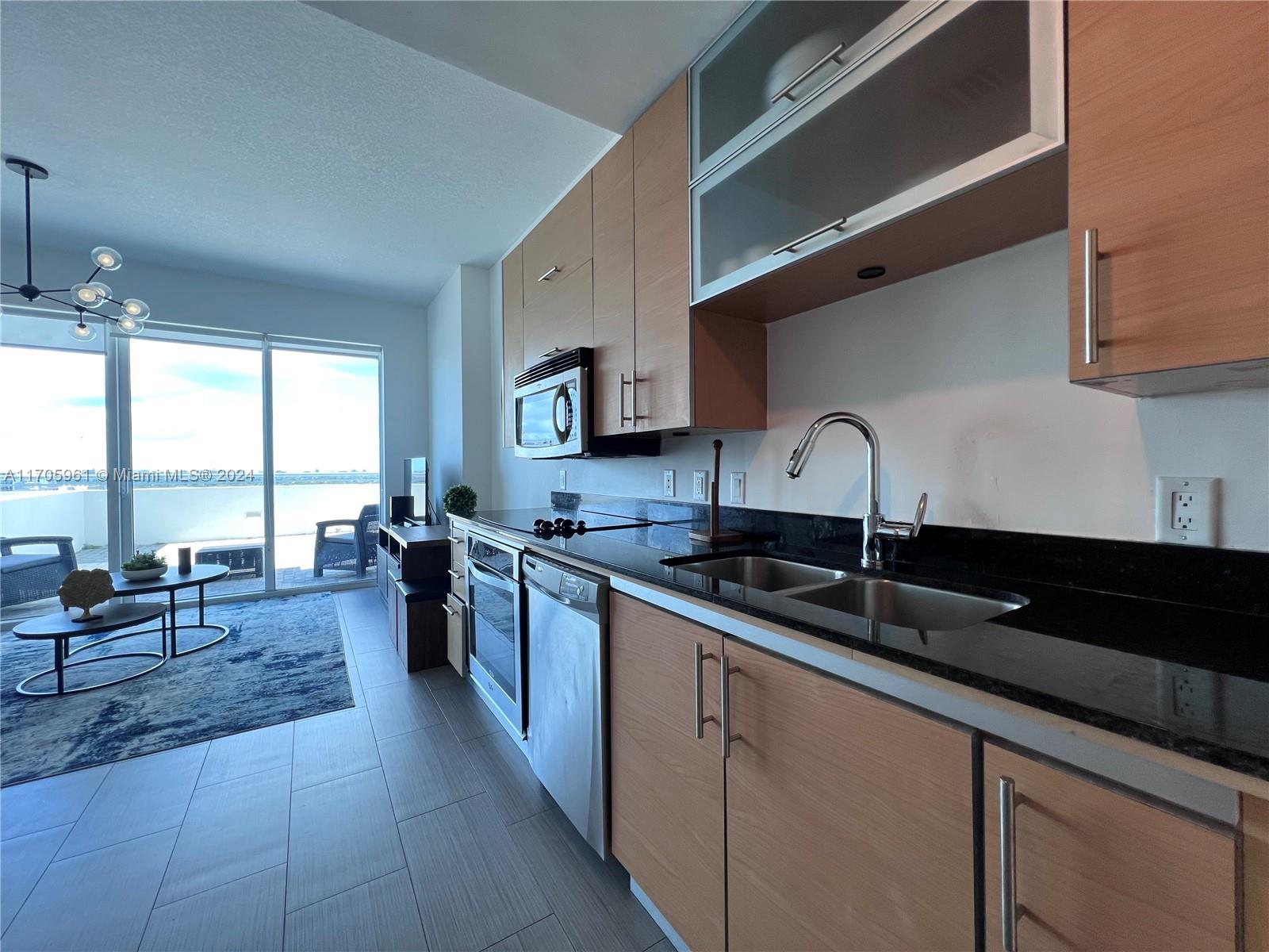 60 SW 13th St #1109, Miami FL 33130