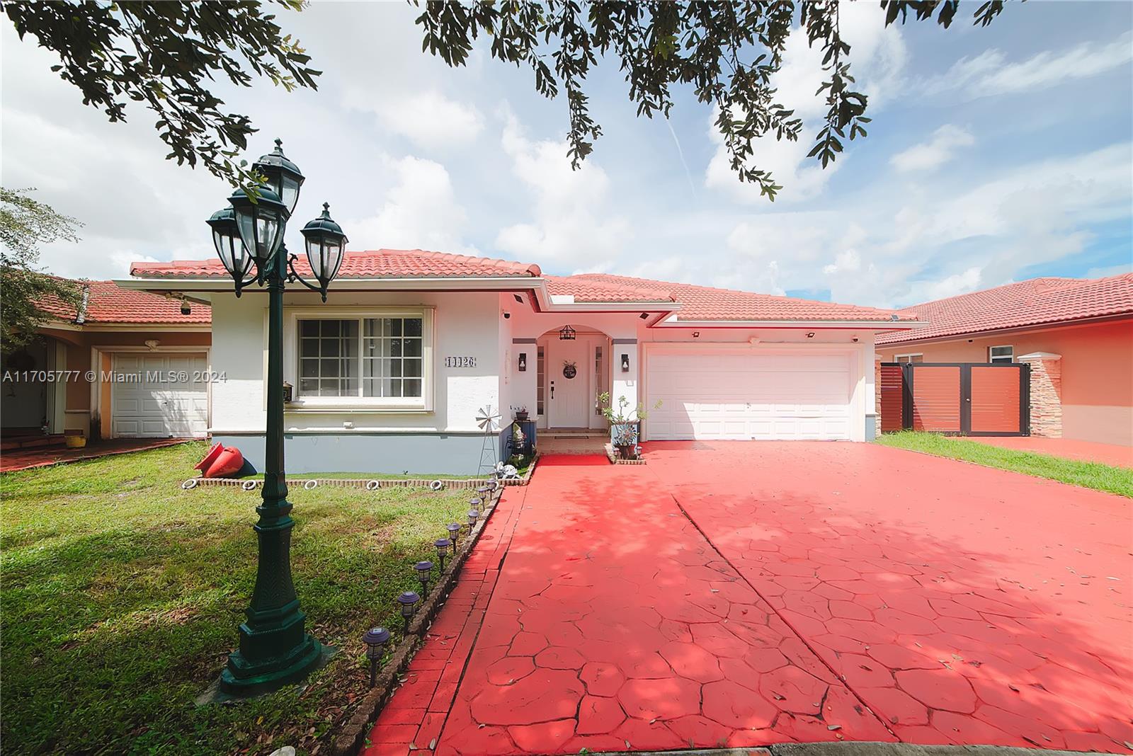 14426 NW 88th Ave, Miami Lakes, Florida image 2