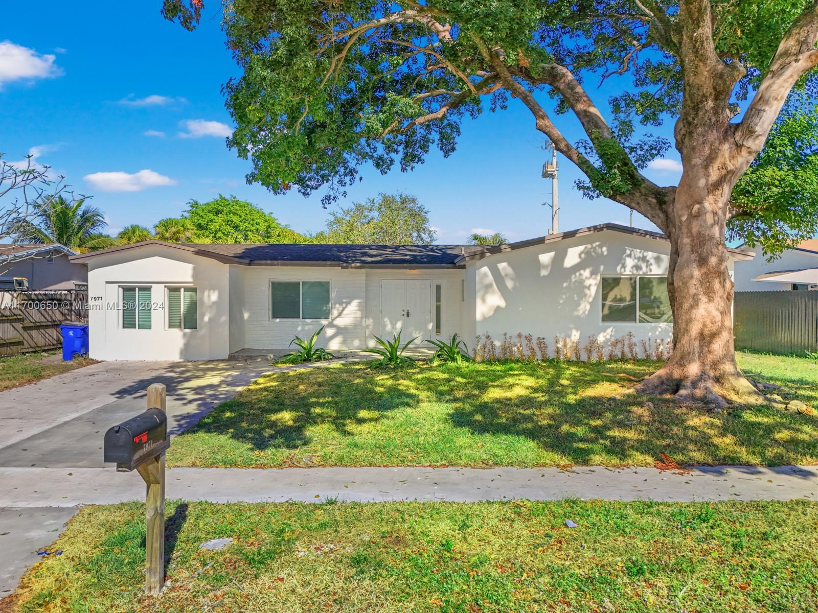 7971 NW 3rd Pl, Margate, Florida image 1