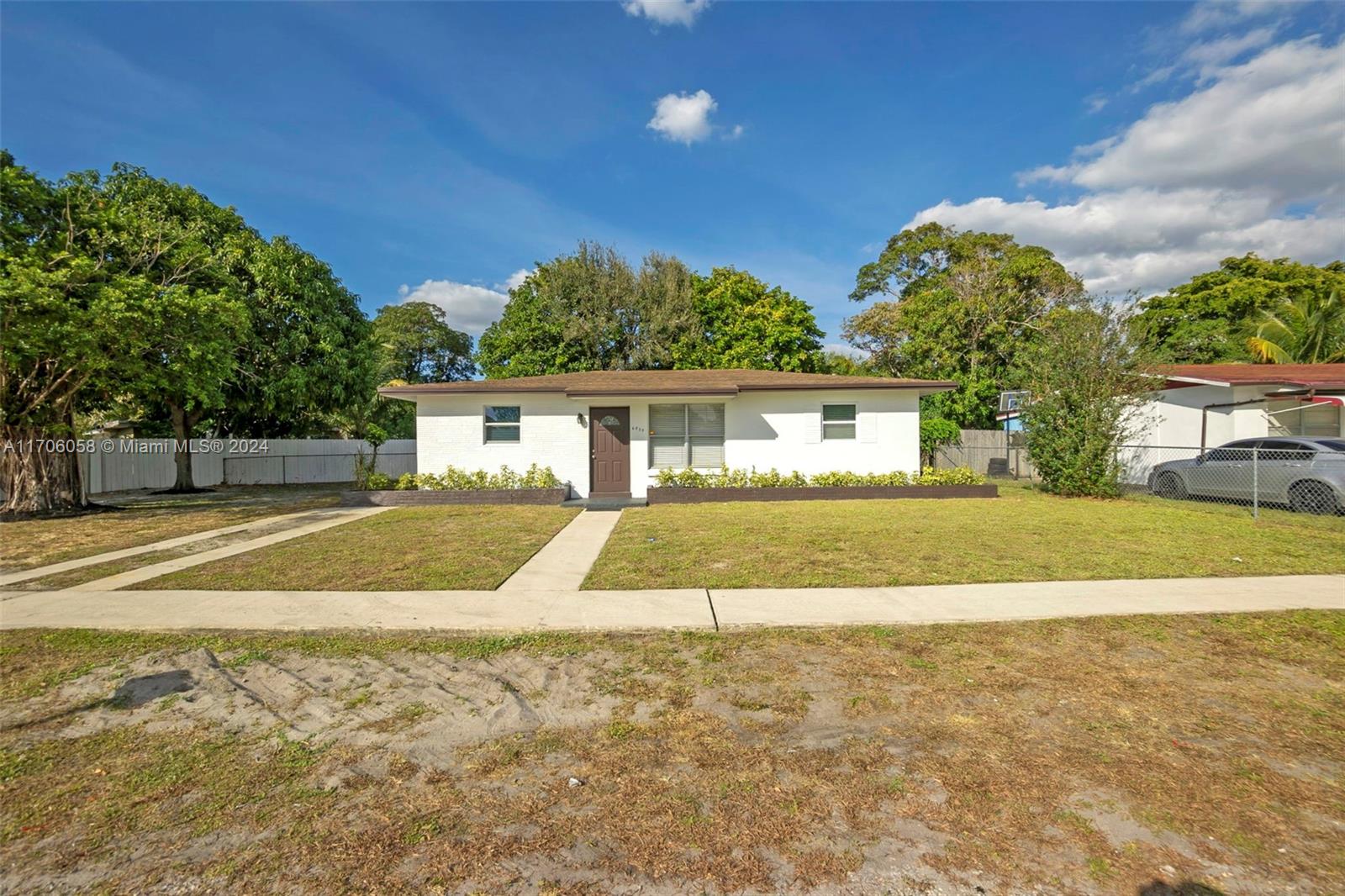 6839 SW 20th St, Miramar, Florida image 1