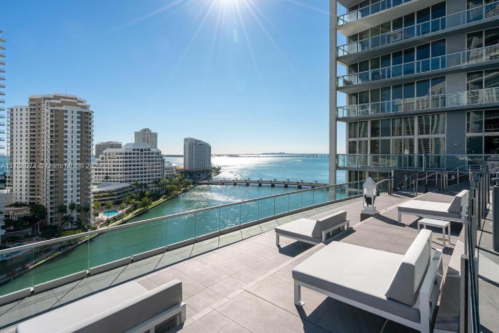 465 Brickell Ave #4004, Miami, Florida image 12