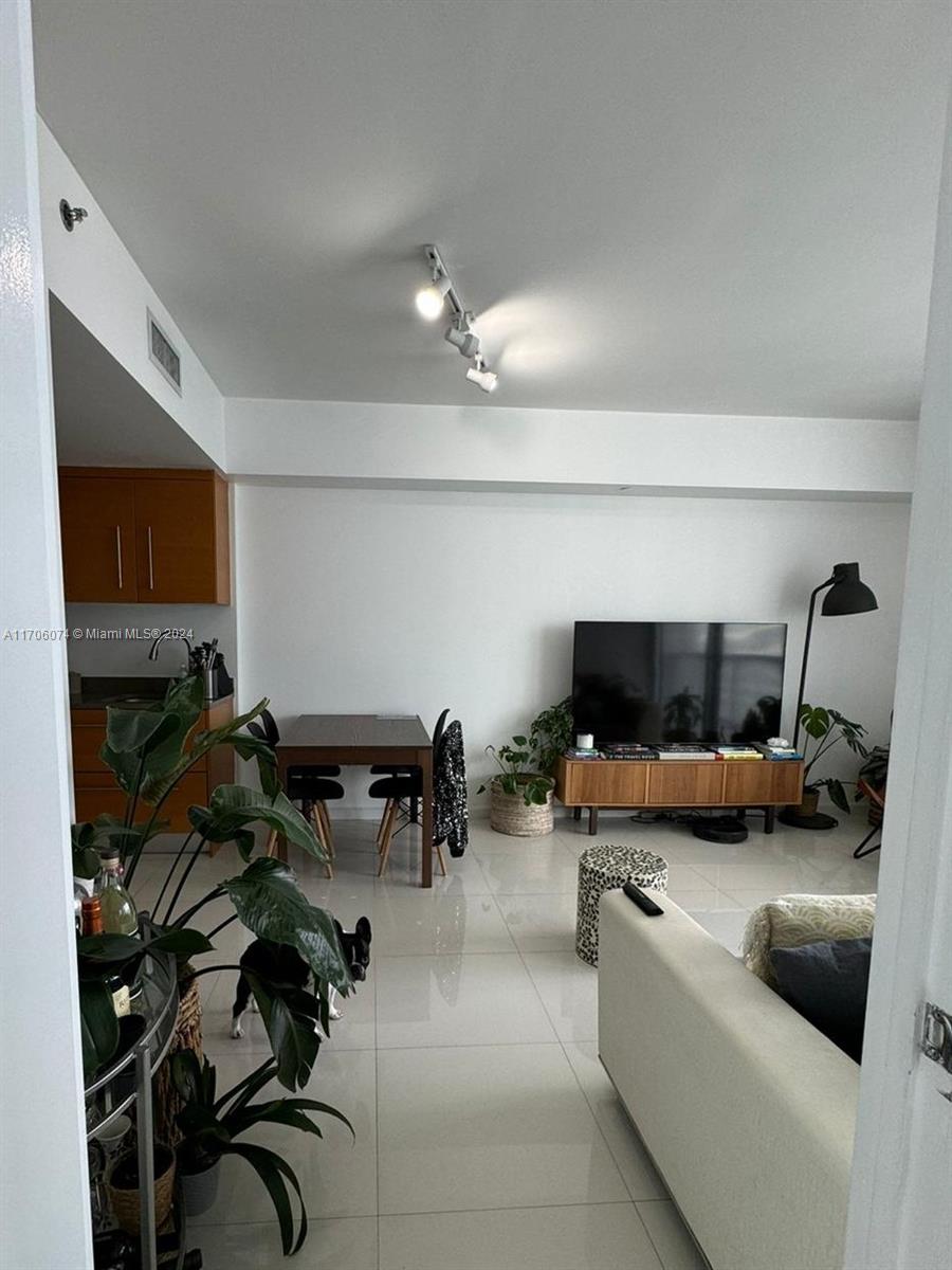 465 Brickell Ave #4004, Miami, Florida image 5