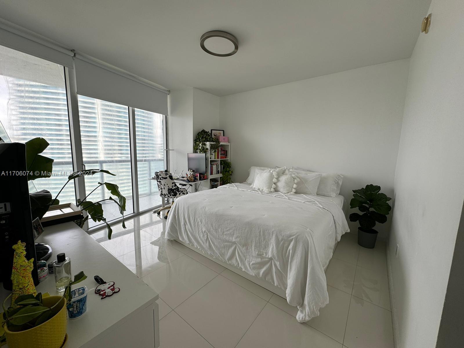 465 Brickell Ave #4004, Miami, Florida image 8