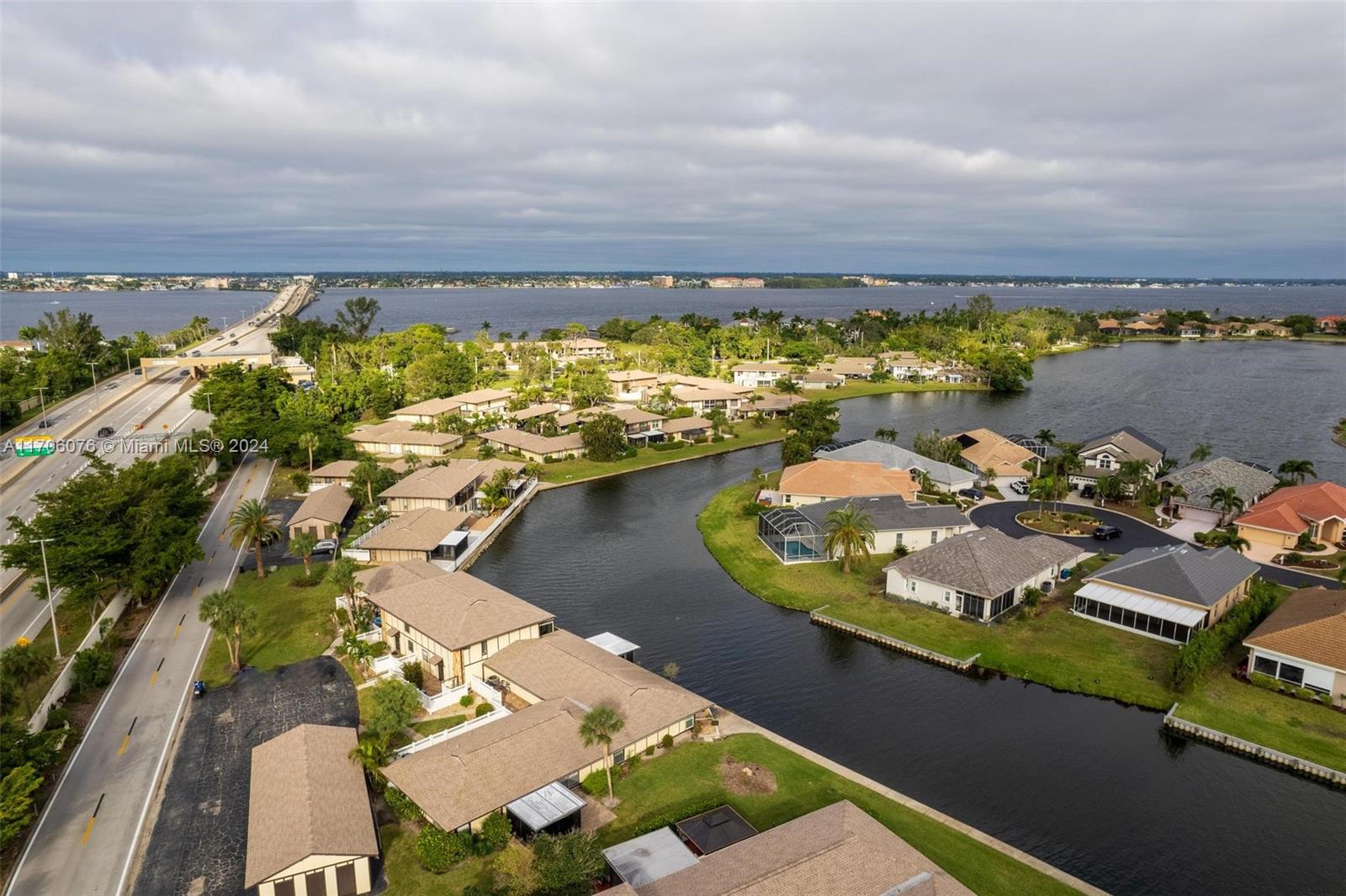 4289 Island Circle #2, Fort Myers, Florida image 27