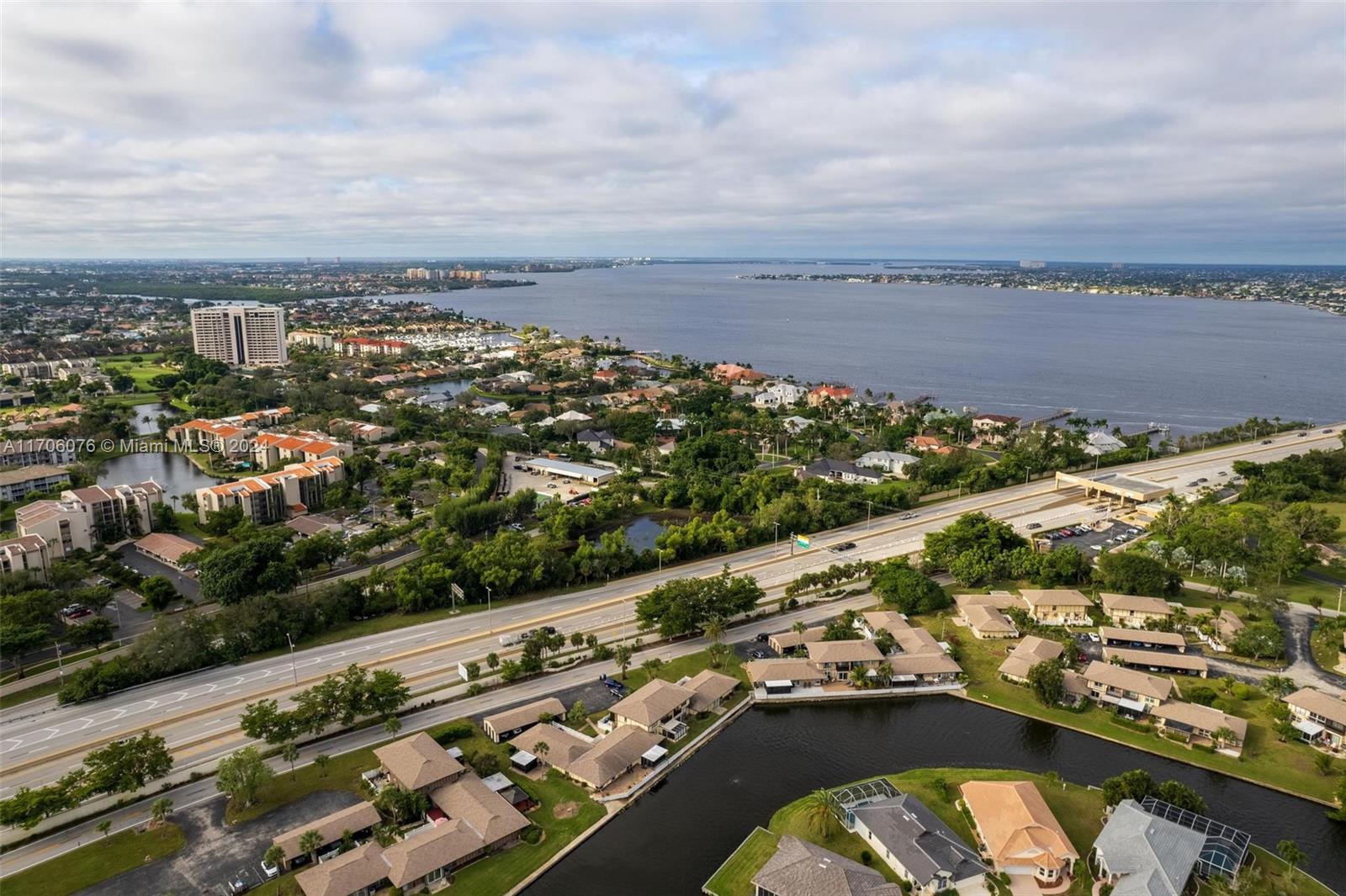 4289 Island Circle #2, Fort Myers, Florida image 29