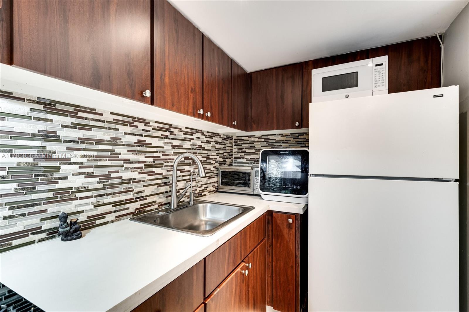 1200 West Ave #312, Miami Beach, Florida image 5