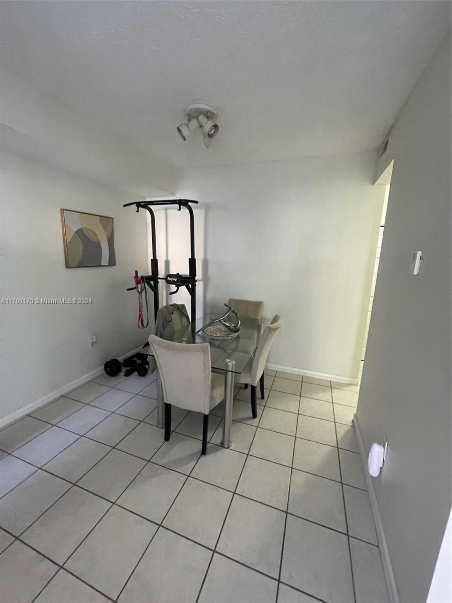 2361 NW 96th Ter #18A, Pembroke Pines, Florida image 3