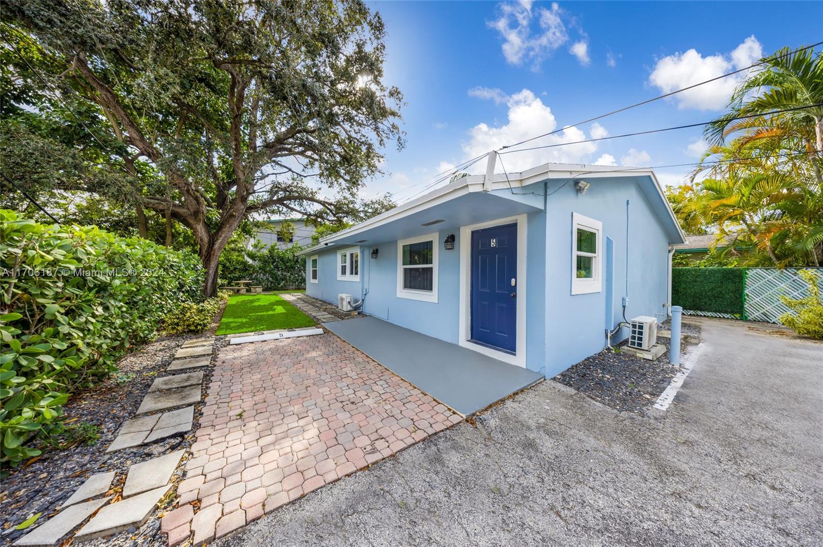 2302 Taylor St, Hollywood, Florida image 12