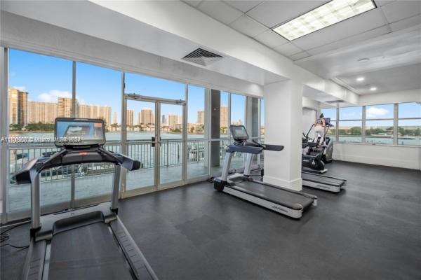 18061 Biscayne Blvd #502, Aventura, Florida image 19