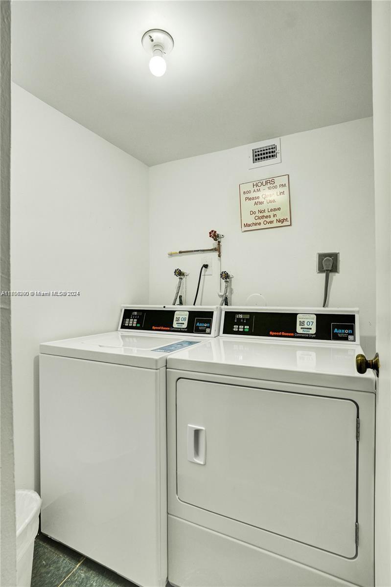 18061 Biscayne Blvd #502, Aventura, Florida image 32