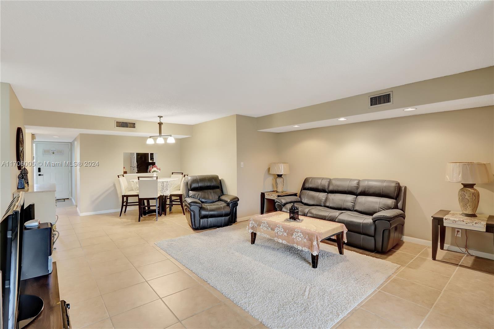 4133 Carambola Circle S #G304, Coconut Creek, Florida image 8