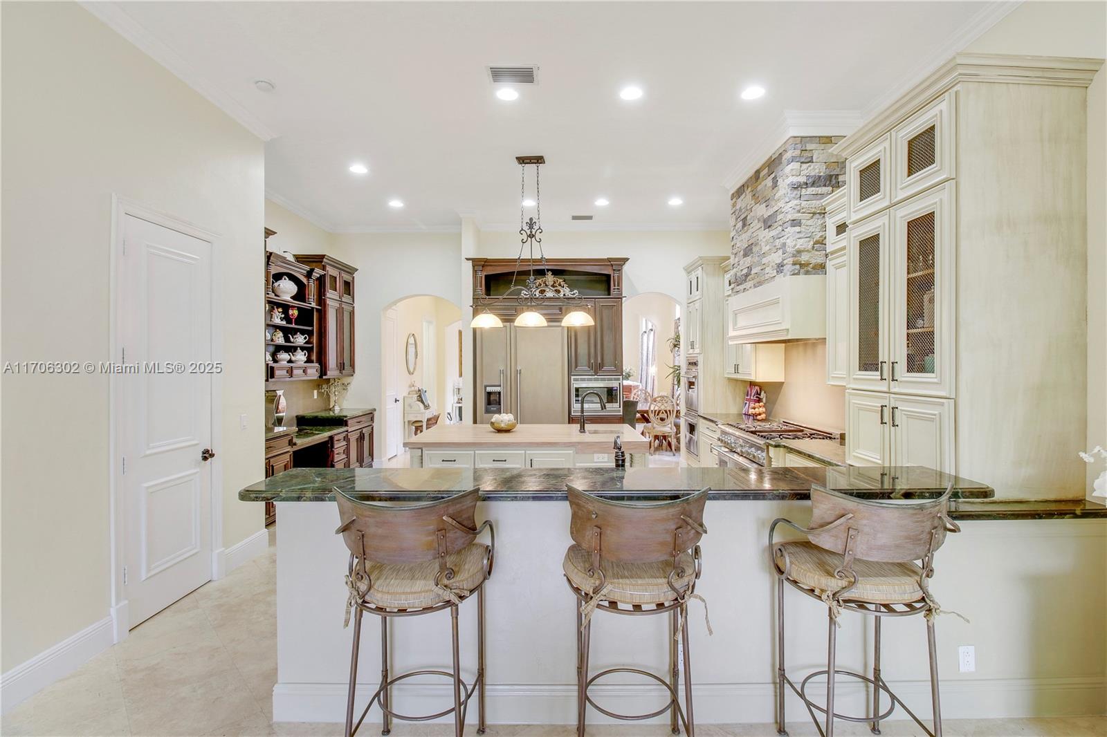 7086 Spyglass Ave, Parkland, Florida image 14