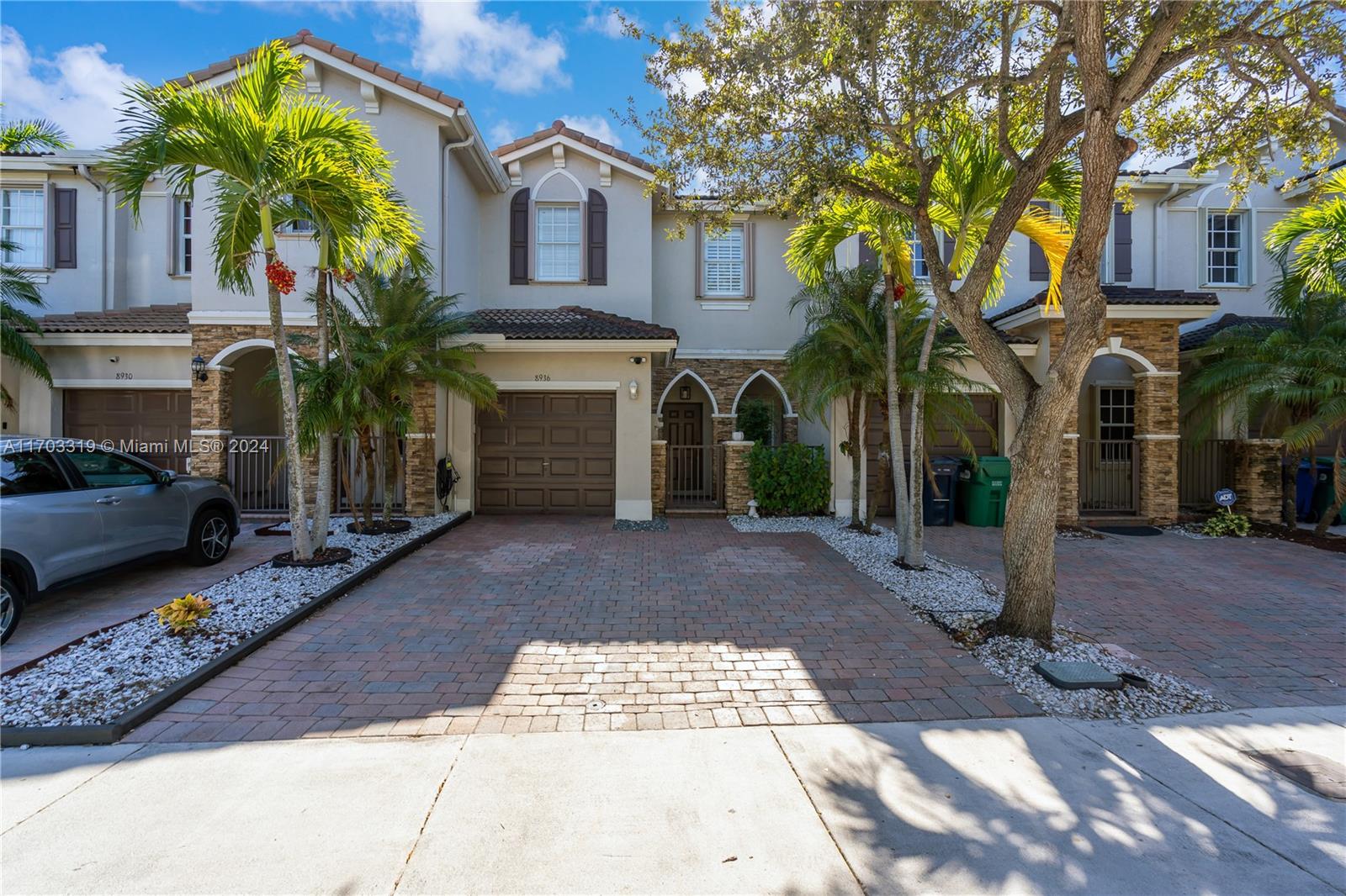 Beautifully remodeled townhouse in the sought-after Cutler Bay area, built in 2006. This spacious home features 3 bedrooms on the second floor, 1 bedroom on the ground floor, and 2.5 bathrooms. Upgraded with wood and ceramic flooring, this property offers modern comfort and style.

The community boasts a variety of amenities and has a low HOA fee, making it an excellent option for homeowners. Conveniently located just minutes from the Turnpike, this townhouse is surrounded by top-rated schools, shopping centers, and restaurants.

Don’t miss this opportunity to own a stunning home in an ideal location!