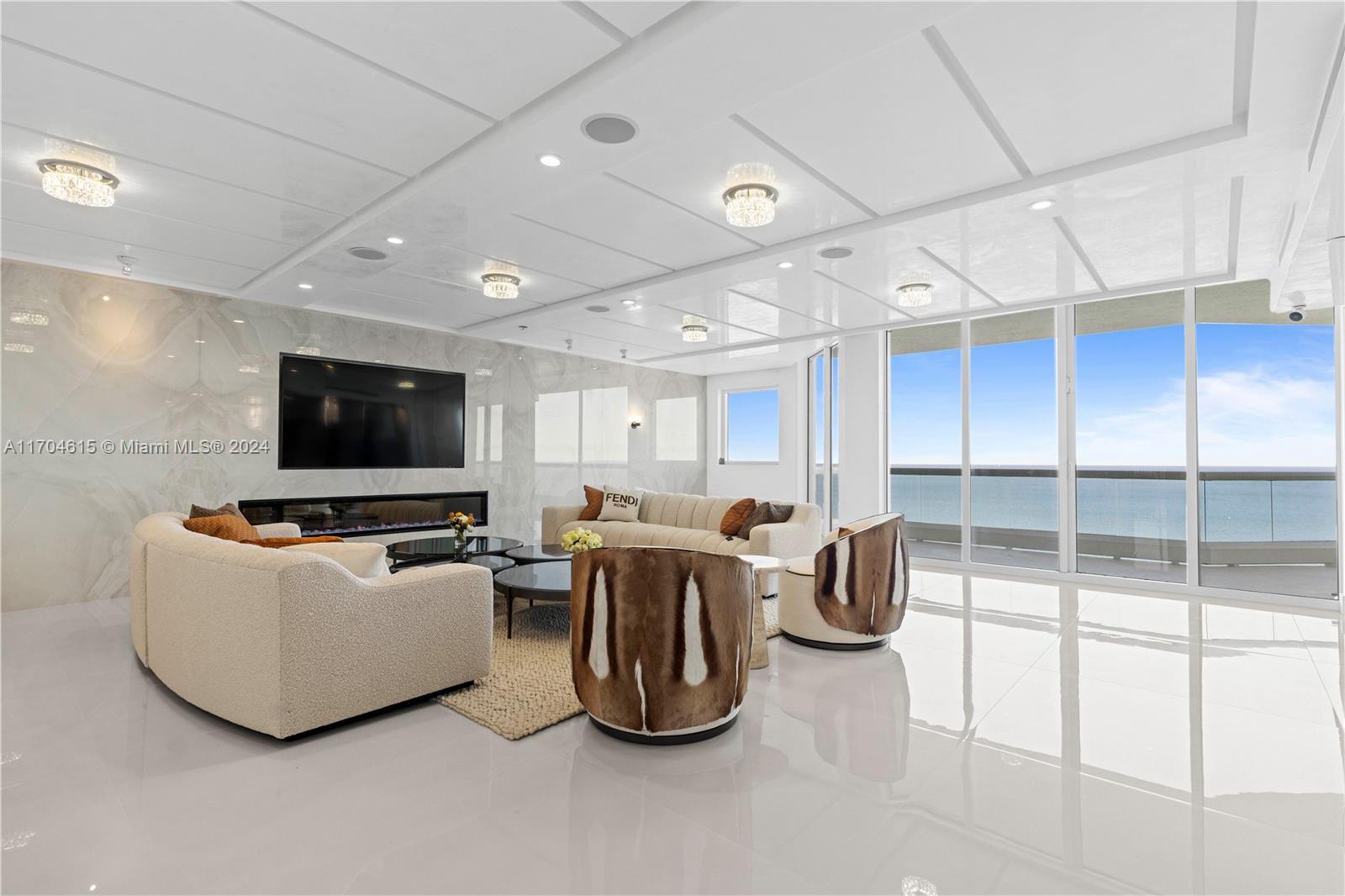 Apartamento à Venda em Sunny Isles Beach, FL