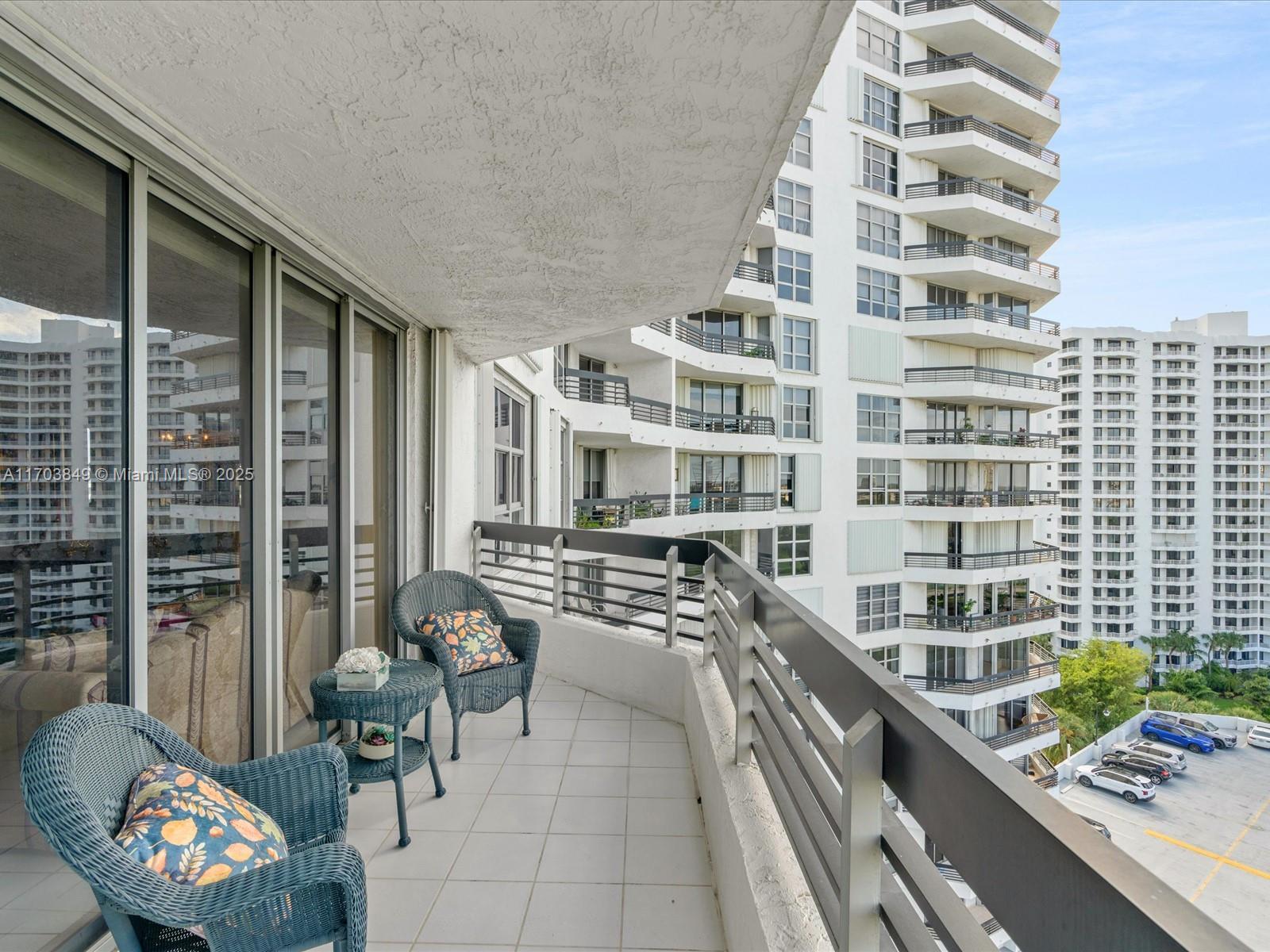 3400 NE 192nd St #1208, Aventura, Florida image 32