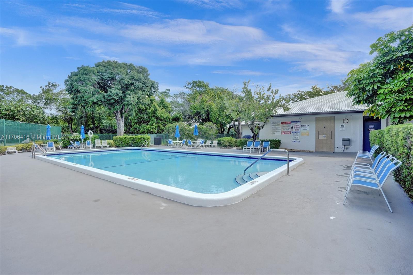 Residential, Lauderhill, Florida image 38