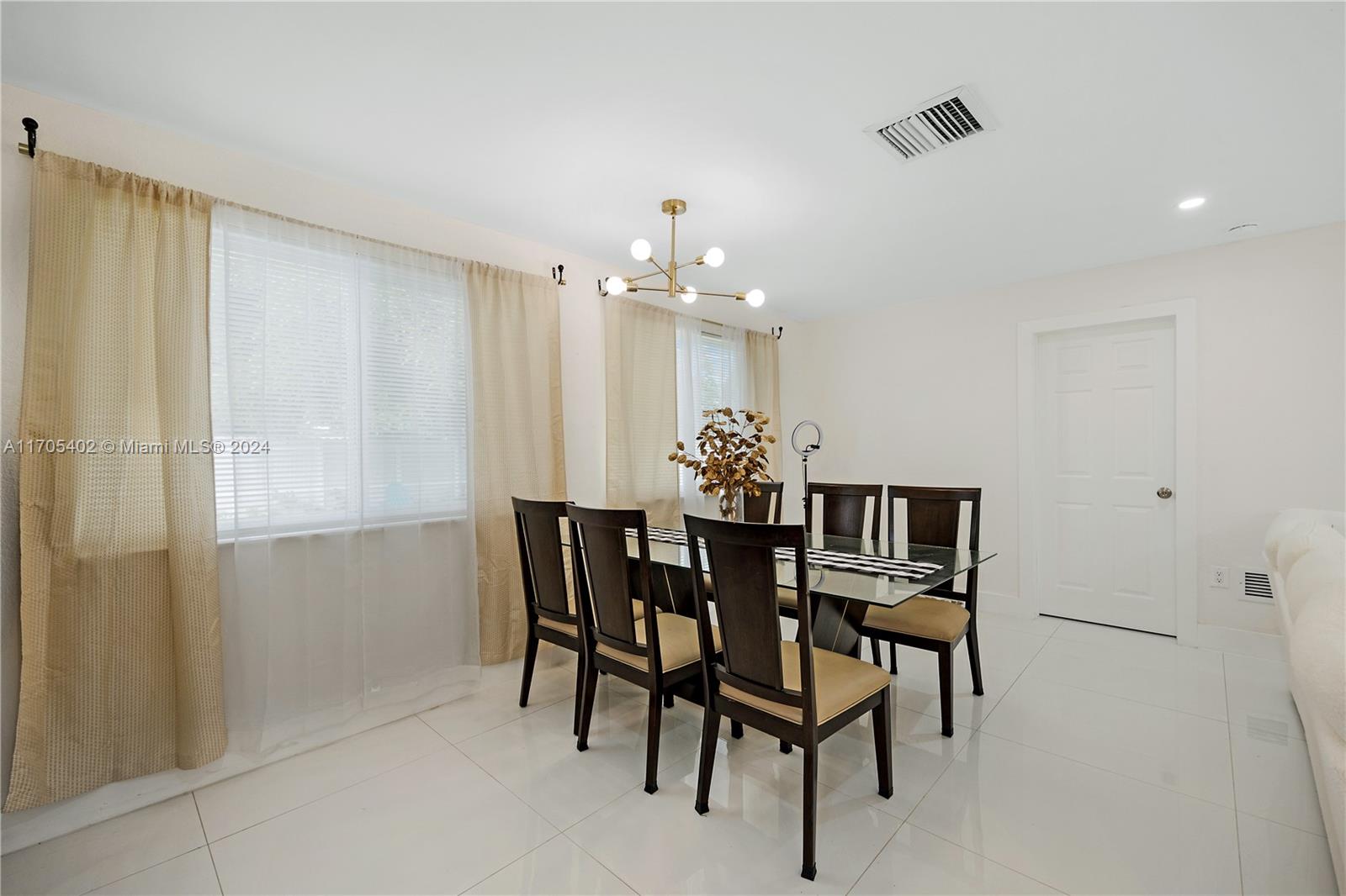 17141 NE 5th Ave, North Miami Beach, Florida image 17