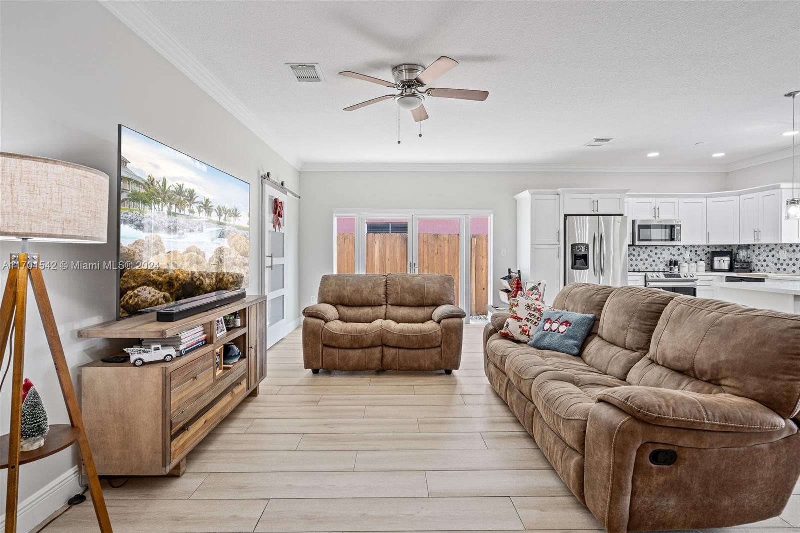 14944 SW 32nd Ter, Miami, Florida image 27
