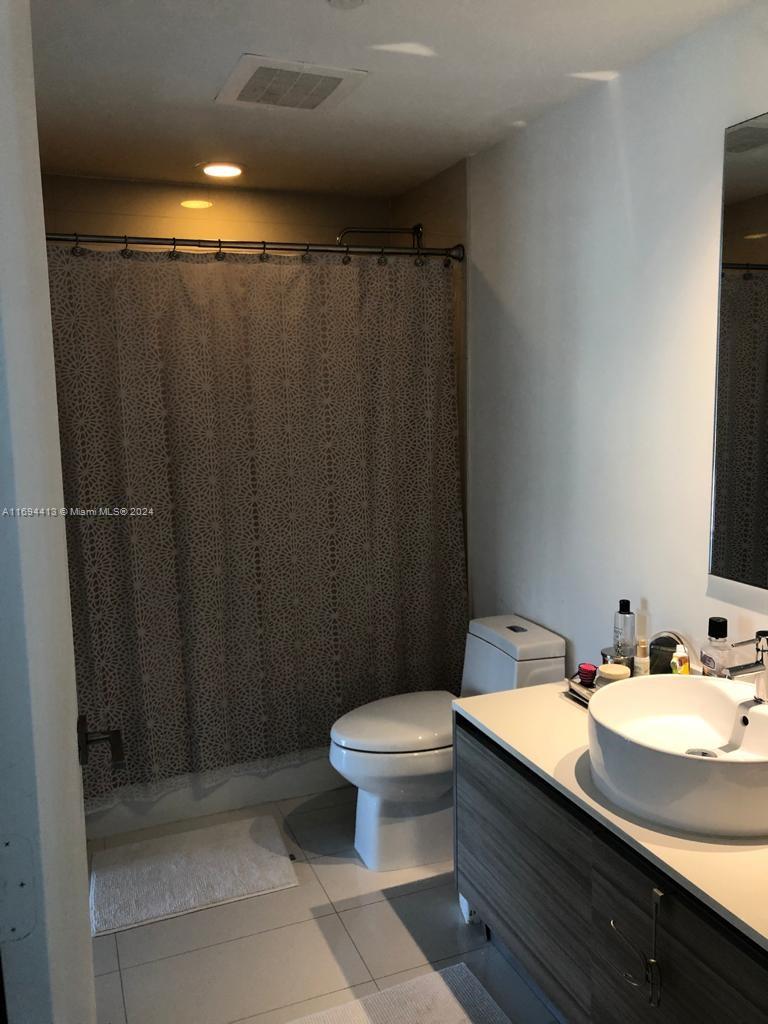 121 NE 34th St #2514, Miami FL 33137
