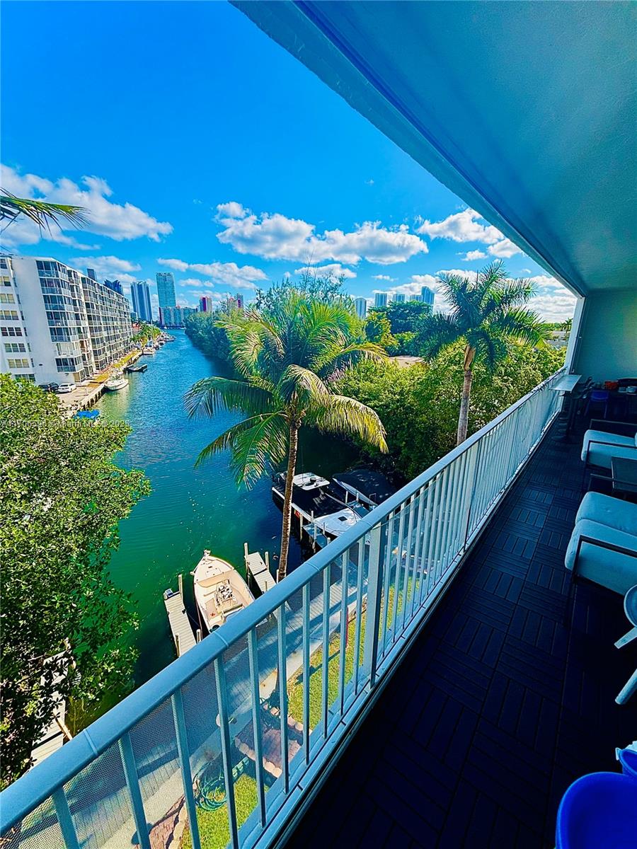 Property photo # 4