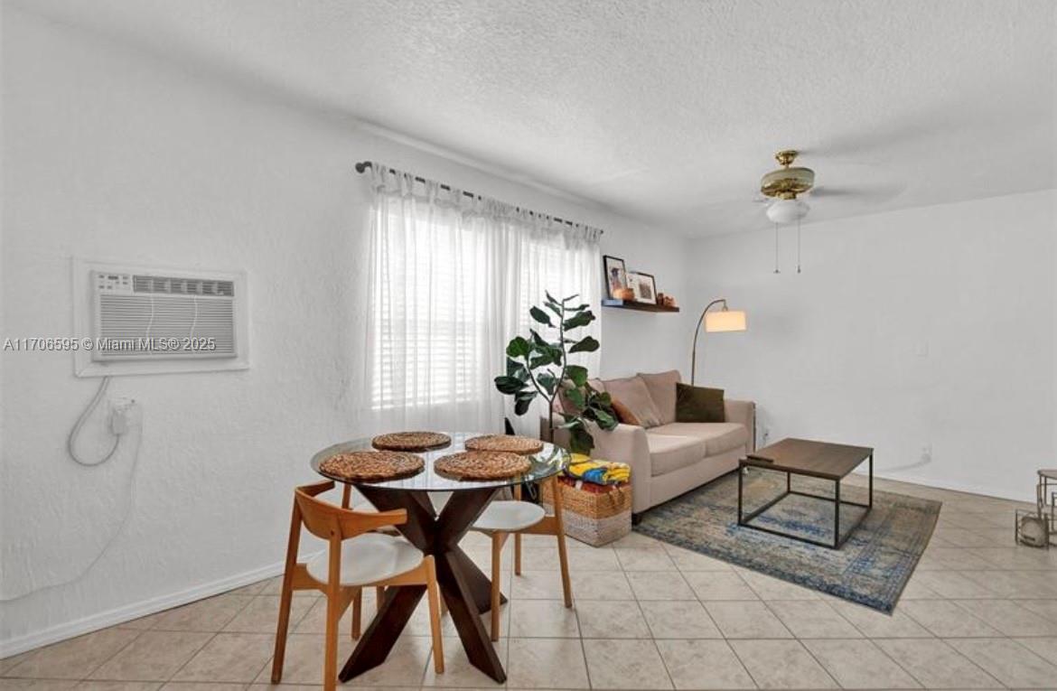 1215 NE 6th St, Fort Lauderdale, Florida image 3