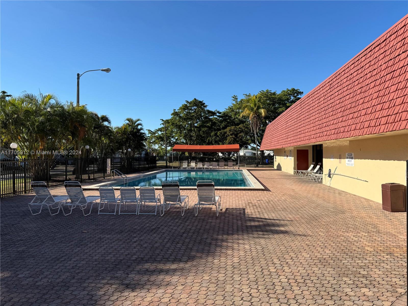 21511 NW 3rd St, Pembroke Pines, Florida image 1