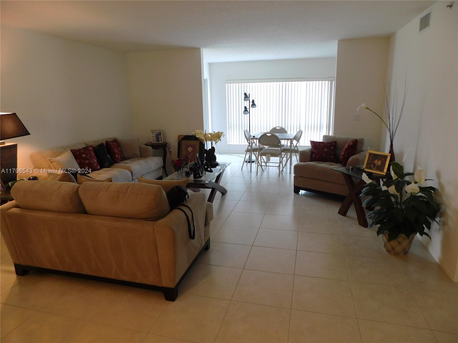 5749 Gemstone Ct #307, Boynton Beach, Florida image 6