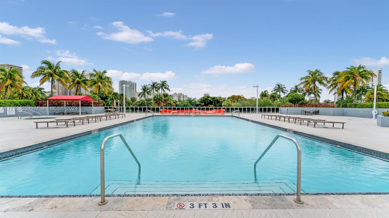 3625 N Country Club Dr #1604, Aventura, Florida image 10