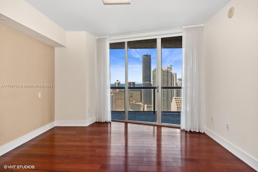 495 Brickell Ave #4605, Miami FL 33131