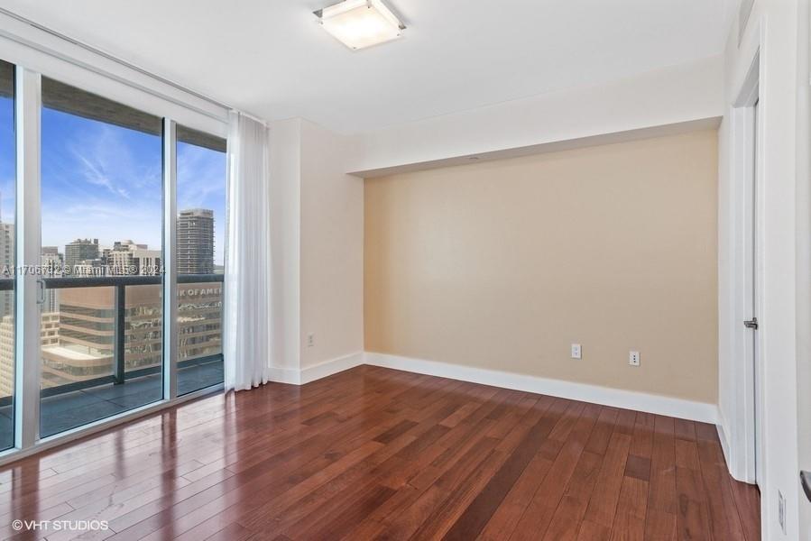 495 Brickell Ave #4605, Miami FL 33131