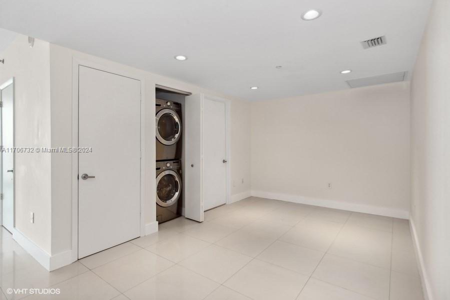 495 Brickell Ave #4605, Miami FL 33131