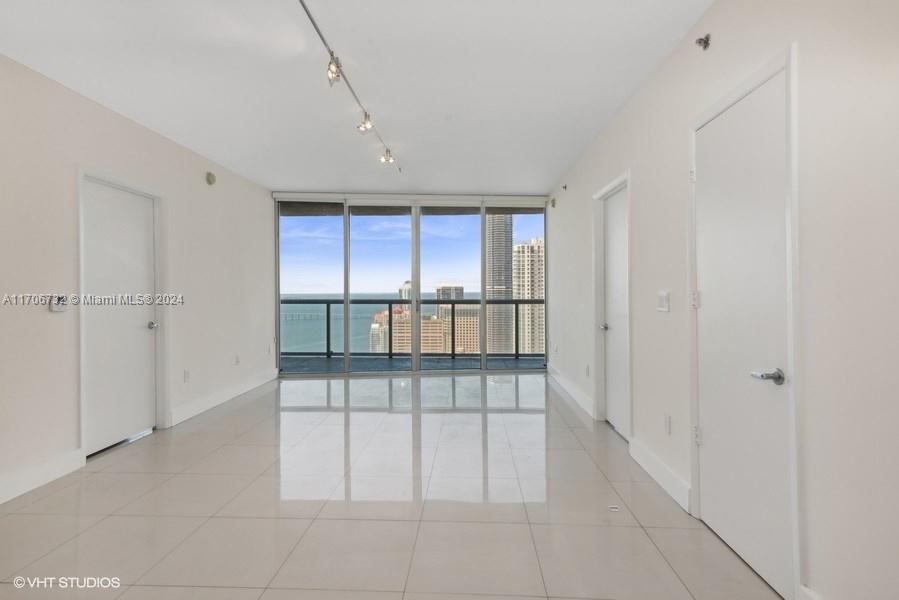 495 Brickell Ave #4605, Miami FL 33131